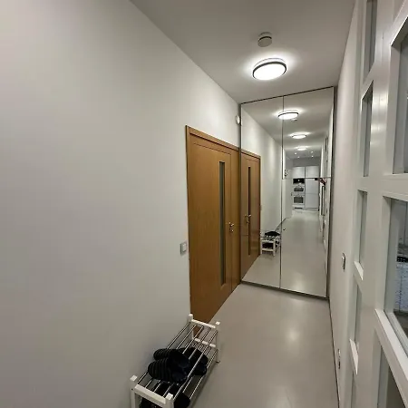 Flat Unterbilk, Free Parking